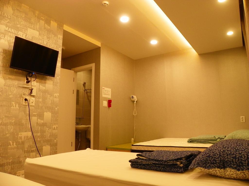 Feliz Casa Hotel Seoul Værelse billede